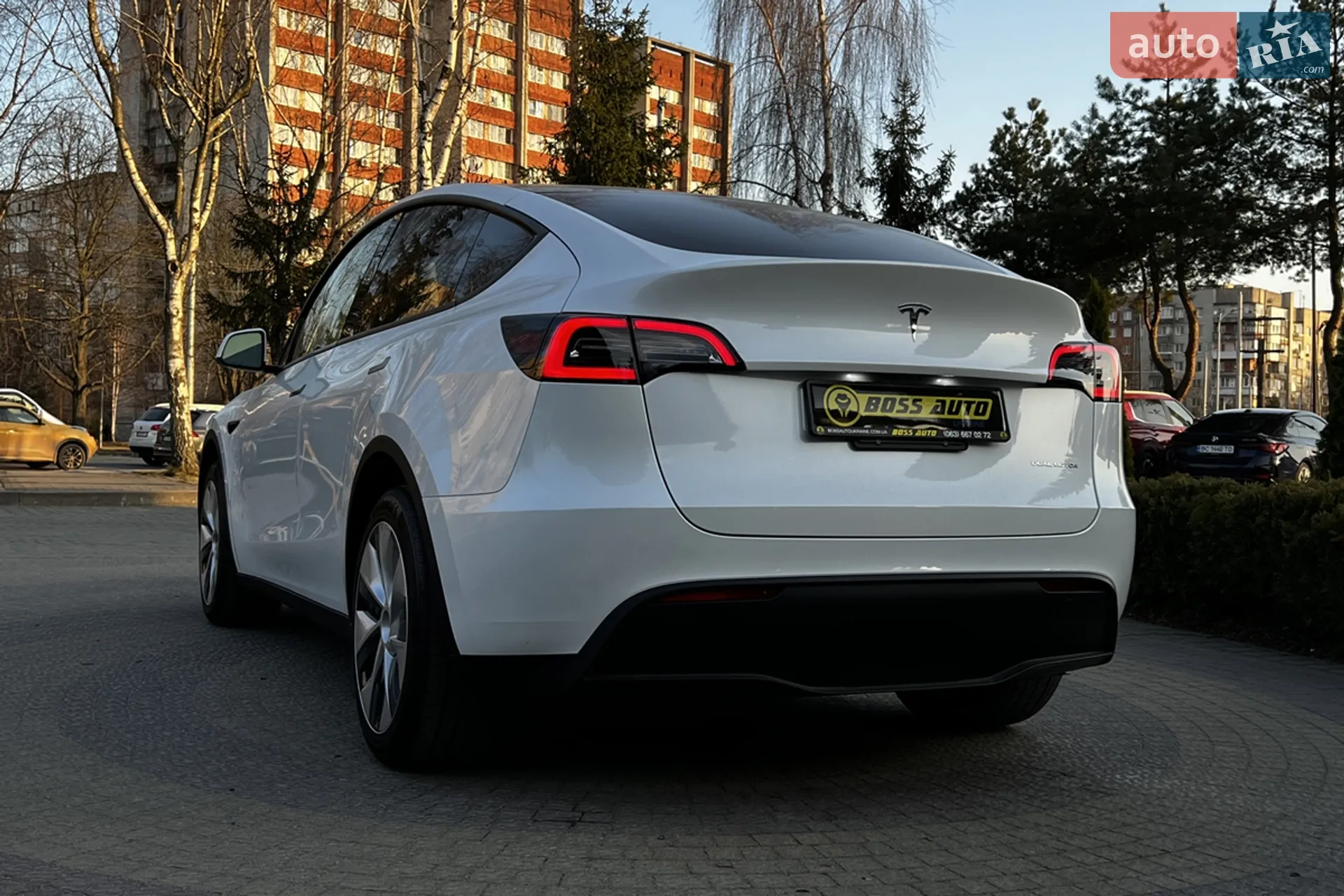 2023 Tesla Model Y - мініатюра 5