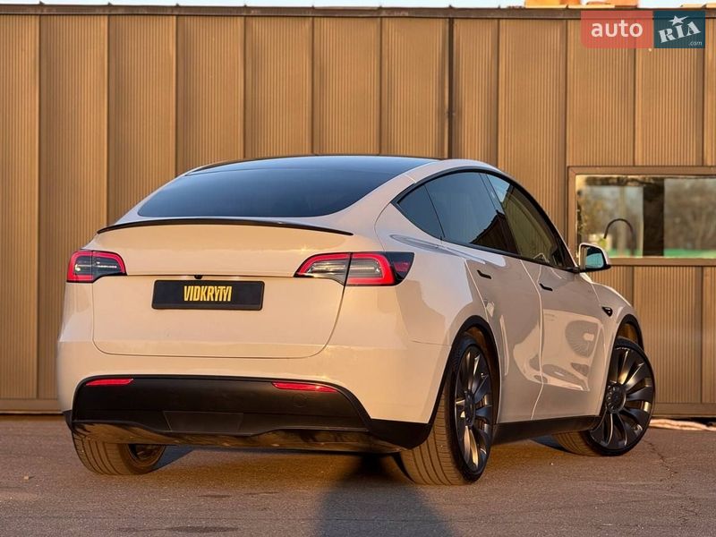 Внедорожник / Кроссовер Tesla Model Y 2023 в Киеве фото 12 Внедорожник / Кроссовер Tesla Model Y 2023 в Киеве