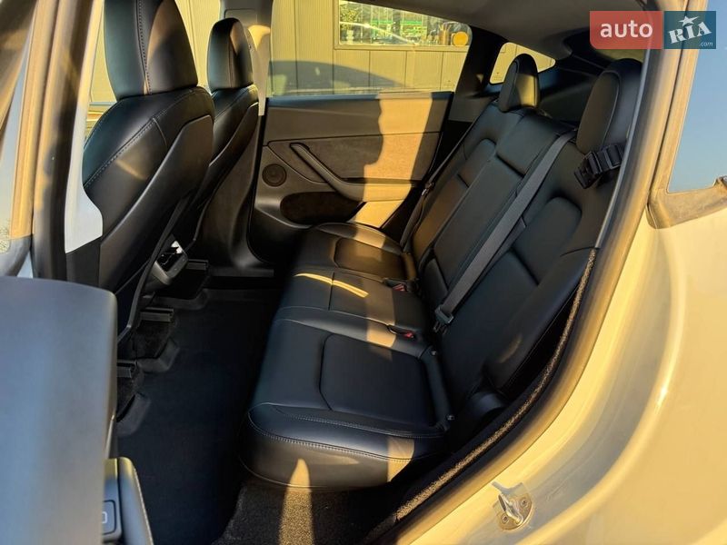 Внедорожник / Кроссовер Tesla Model Y 2023 в Киеве фото 36 Внедорожник / Кроссовер Tesla Model Y 2023 в Киеве
