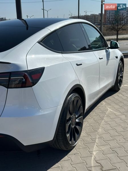 Внедорожник / Кроссовер Tesla Model Y 2023 в Софиевской Борщаговке фото 13 Внедорожник / Кроссовер Tesla Model Y 2023 в Софиевской Борщаговке