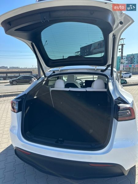 Внедорожник / Кроссовер Tesla Model Y 2023 в Софиевской Борщаговке фото 18 Внедорожник / Кроссовер Tesla Model Y 2023 в Софиевской Борщаговке