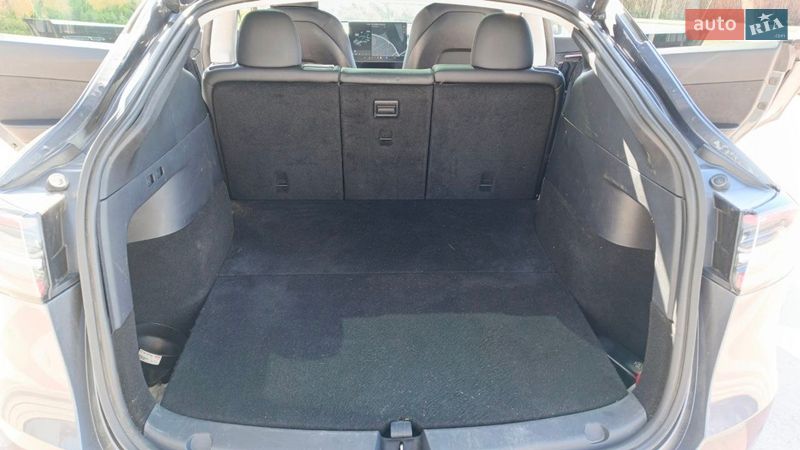 Внедорожник / Кроссовер Tesla Model Y 2020 в Киеве фото 13 Внедорожник / Кроссовер Tesla Model Y 2020 в Киеве