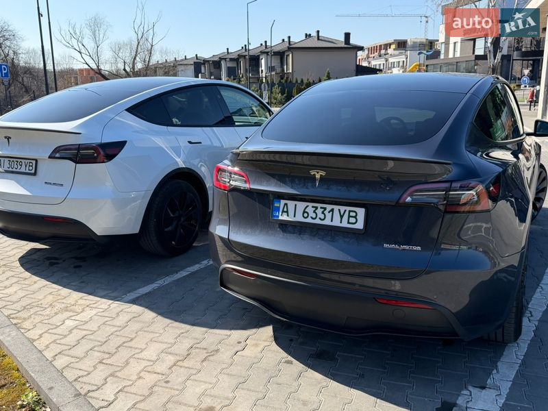 Внедорожник / Кроссовер Tesla Model Y 2022 в Ужгороде