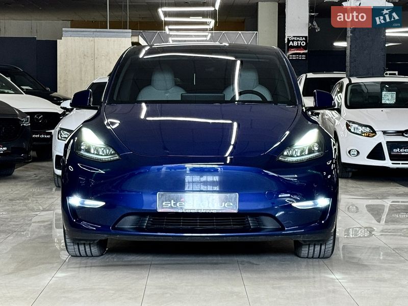 Позашляховик / Кросовер Tesla Model Y 2023 в Миколаєві