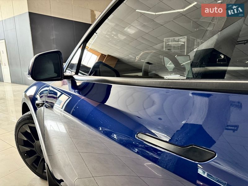 Позашляховик / Кросовер Tesla Model Y 2023 в Миколаєві