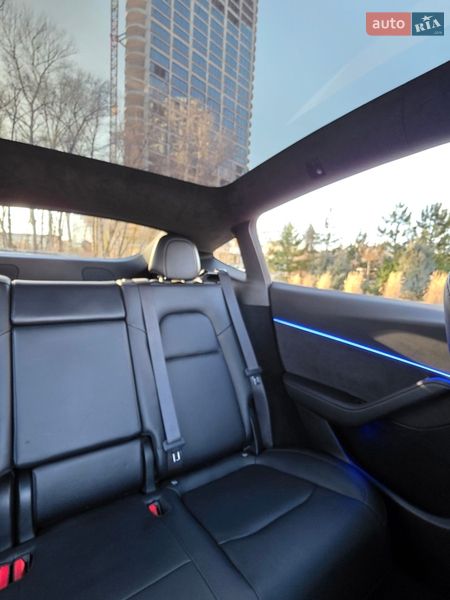Внедорожник / Кроссовер Tesla Model Y 2023 в Днепре