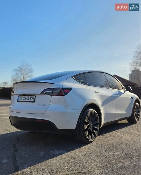 Внедорожник / Кроссовер Tesla Model Y 2023 в Днепре