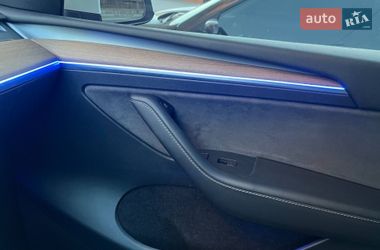 Внедорожник / Кроссовер Tesla Model Y 2023 в Днепре