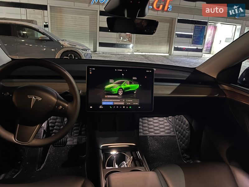 Позашляховик / Кросовер Tesla Model Y 2024 в Броварах