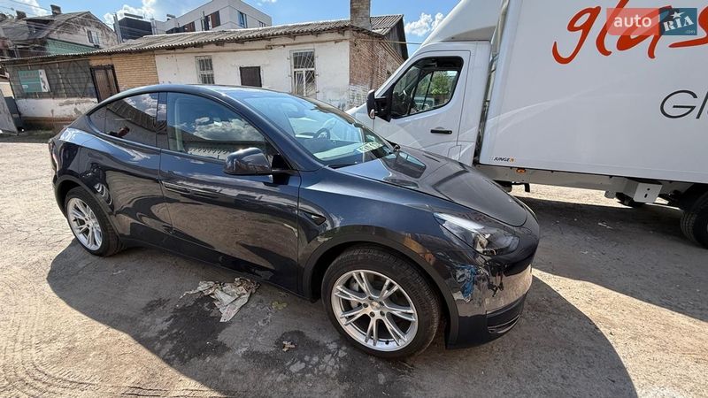 Позашляховик / Кросовер Tesla Model Y 2024 в Броварах