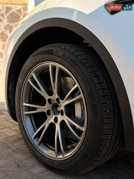 Внедорожник / Кроссовер Tesla Model Y 2024 в Фастове фото 32 Внедорожник / Кроссовер Tesla Model Y 2024 в Фастове