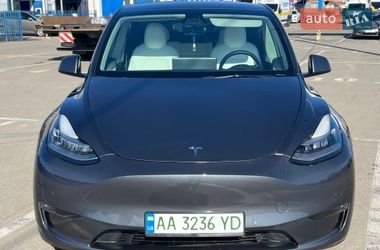 Позашляховик / Кросовер Tesla Model Y 2022 в Києві