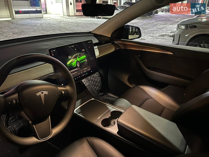 Позашляховик / Кросовер Tesla Model Y 2024 в Броварах