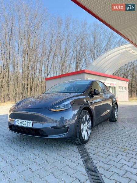 Внедорожник / Кроссовер Tesla Model Y 2023 в Дрогобыче