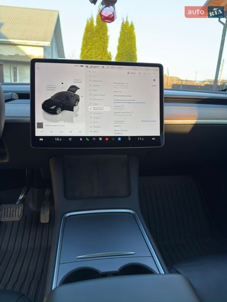 Внедорожник / Кроссовер Tesla Model Y 2023 в Дрогобыче