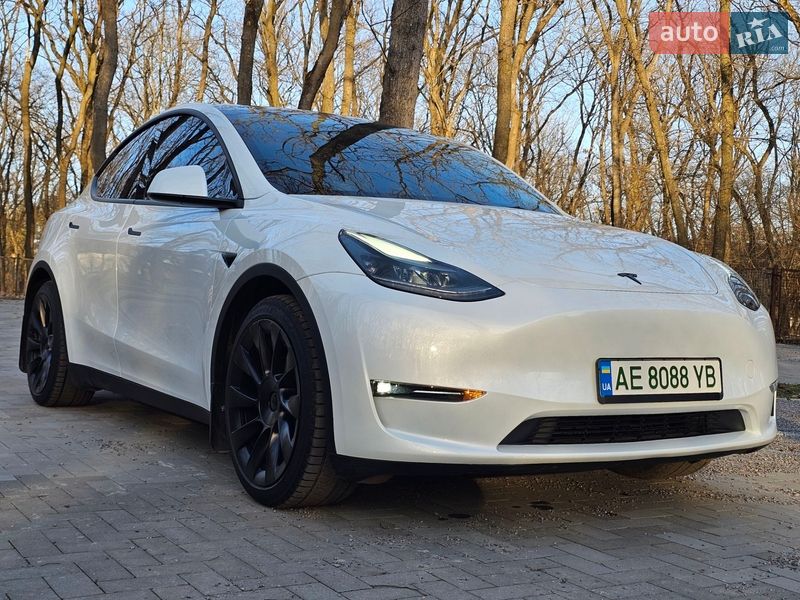 Внедорожник / Кроссовер Tesla Model Y 2023 в Днепре