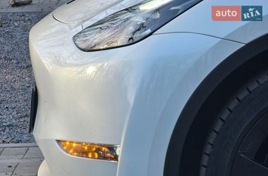 Внедорожник / Кроссовер Tesla Model Y 2023 в Днепре