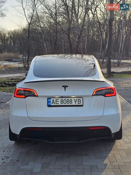 Внедорожник / Кроссовер Tesla Model Y 2023 в Днепре