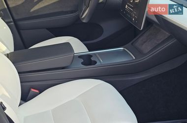Внедорожник / Кроссовер Tesla Model Y 2023 в Днепре