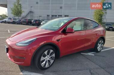 Внедорожник / Кроссовер Tesla Model Y 2023 в Ровно