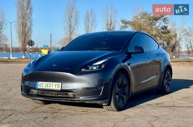 Позашляховик / Кросовер Tesla Model Y 2024 в Кам'янському