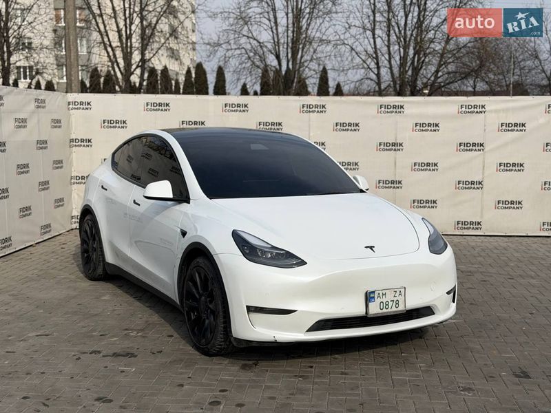 Tesla Model Y 2022