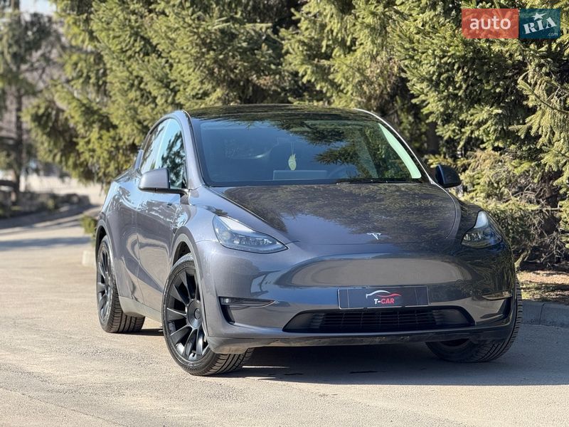 Внедорожник / Кроссовер Tesla Model Y 2023 в Тернополе