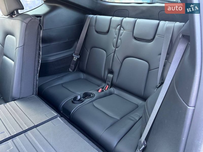 Позашляховик / Кросовер Tesla Model Y 2023 в Вінниці фото 19 Позашляховик / Кросовер Tesla Model Y 2023 в Вінниці