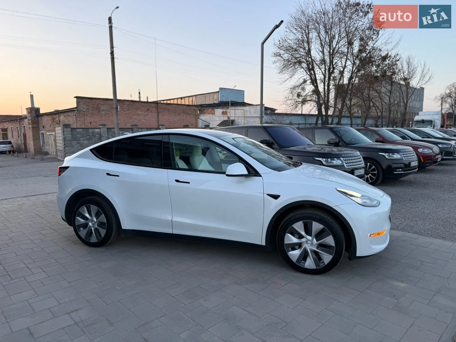 2022 Tesla Model Y - мініатюра 13