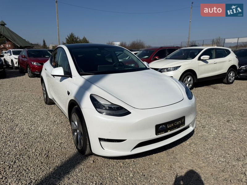 Позашляховик / Кросовер Tesla Model Y 2022 в Івано-Франківську фото 4 Позашляховик / Кросовер Tesla Model Y 2022 в Івано-Франківську