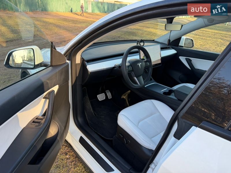 Внедорожник / Кроссовер Tesla Model Y 2022 в Днепре