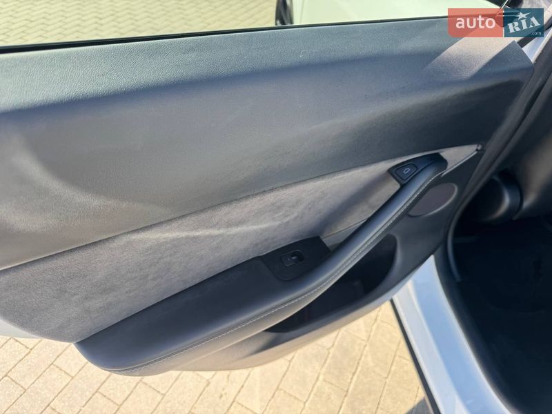 Внедорожник / Кроссовер Tesla Model Y 2023 в Одессе