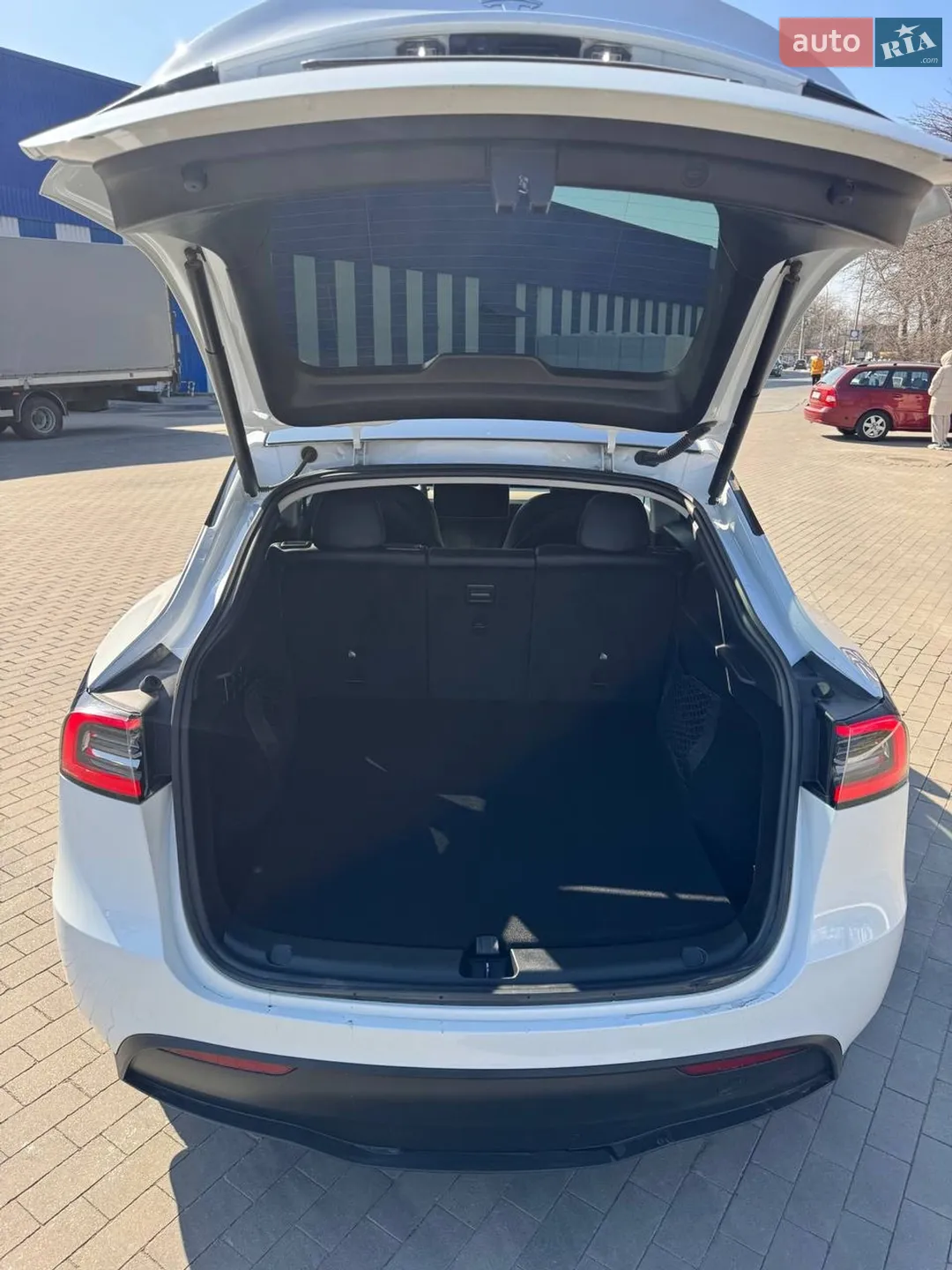 2023 Tesla Model Y - мініатюра 11