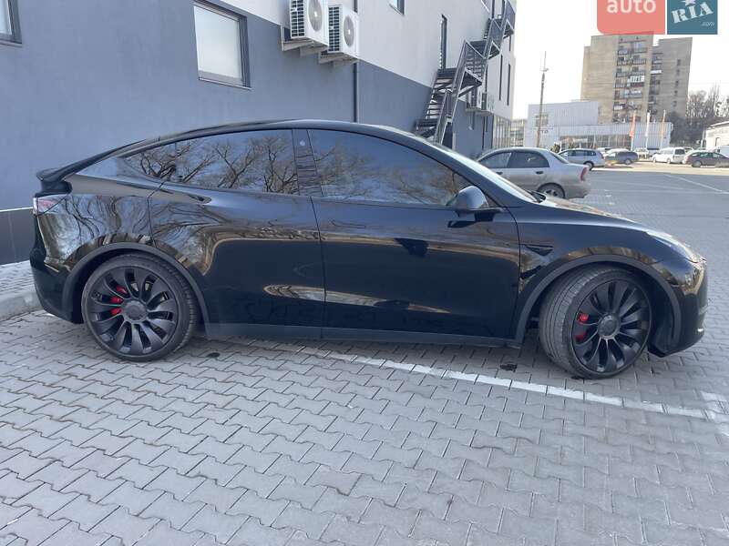 Внедорожник / Кроссовер Tesla Model Y 2021 в Хмельницком