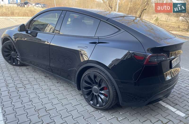 Внедорожник / Кроссовер Tesla Model Y 2021 в Хмельницком