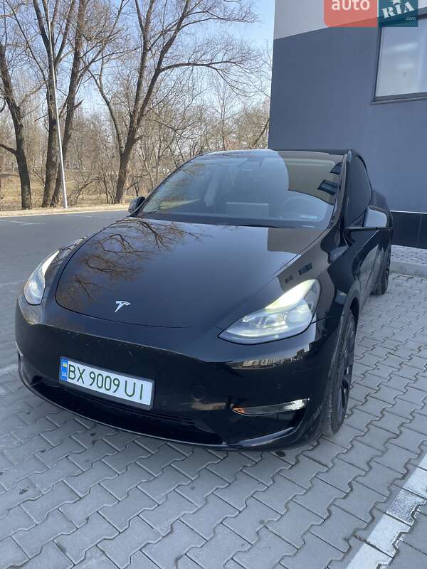 Внедорожник / Кроссовер Tesla Model Y 2021 в Хмельницком