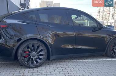Внедорожник / Кроссовер Tesla Model Y 2021 в Хмельницком