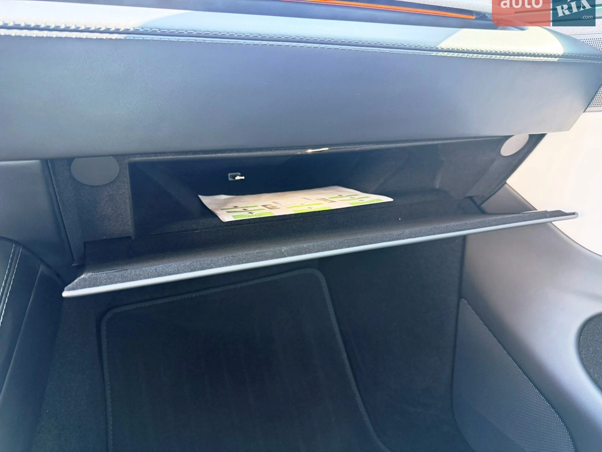 2025 Tesla Model Y - мініатюра 31