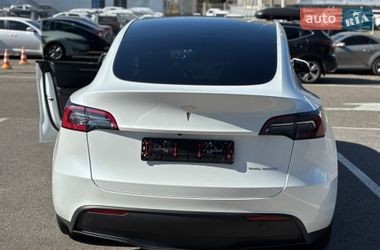 Внедорожник / Кроссовер Tesla Model Y 2023 в Киеве
