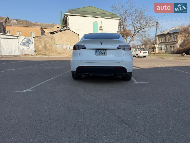 Внедорожник / Кроссовер Tesla Model Y 2023 в Николаеве