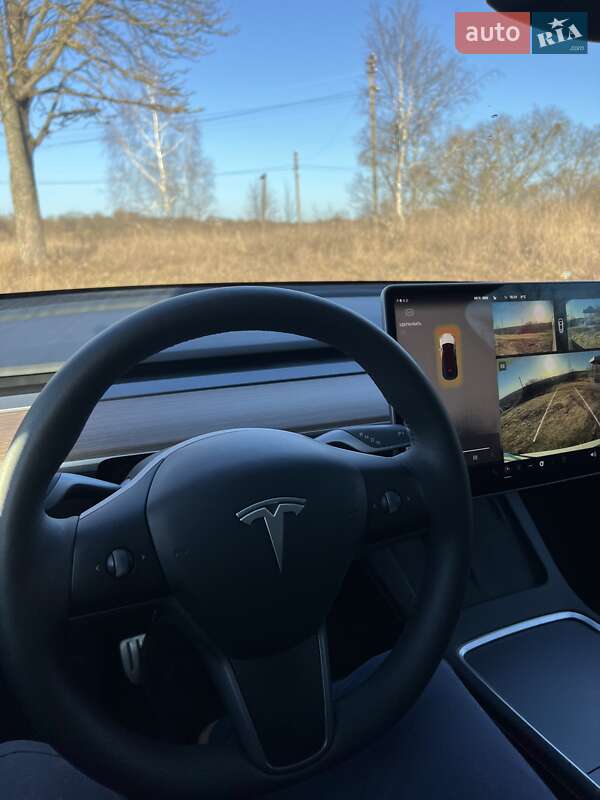 Позашляховик / Кросовер Tesla Model Y 2024 в Полтаві