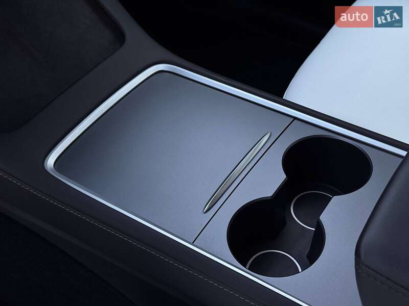 Внедорожник / Кроссовер Tesla Model Y 2022 в Ровно фото 34 Внедорожник / Кроссовер Tesla Model Y 2022 в Ровно