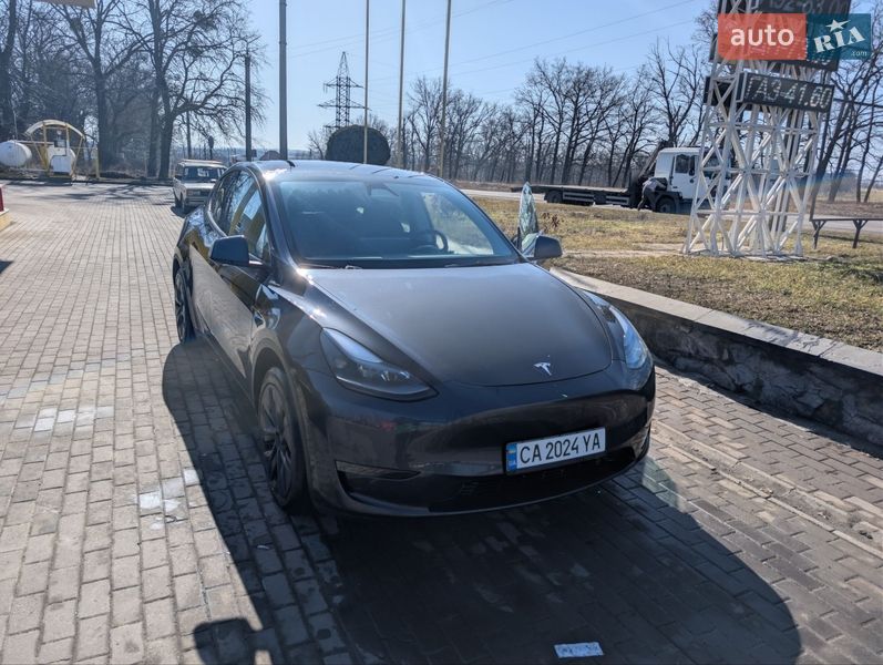 Позашляховик / Кросовер Tesla Model Y 2024 в Смілі