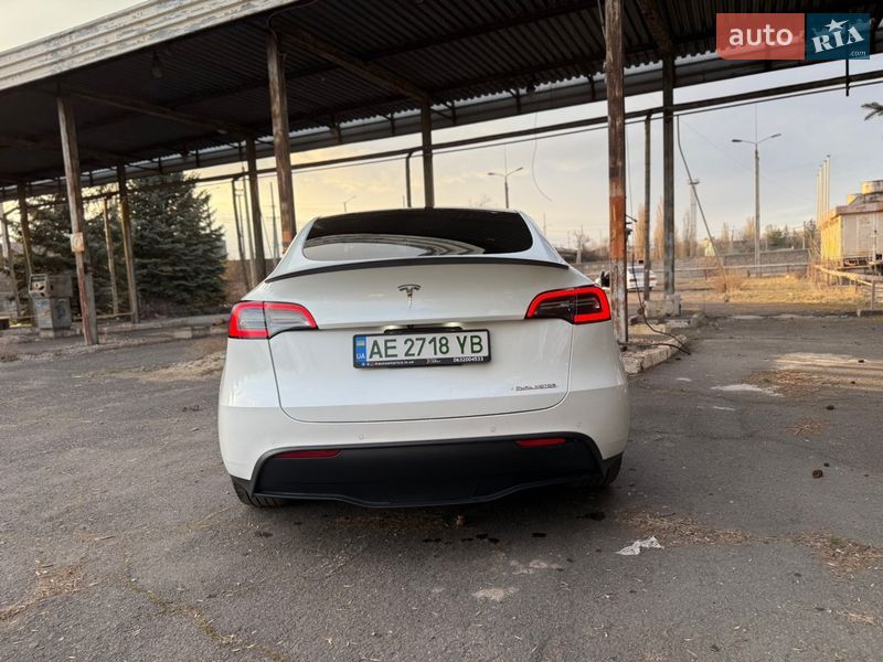 Позашляховик / Кросовер Tesla Model Y 2021 в Кривому Розі