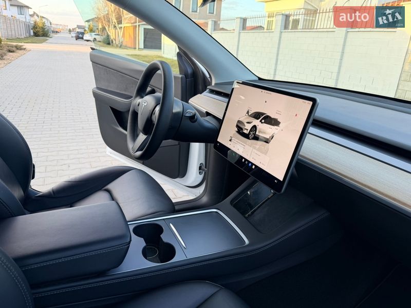 Внедорожник / Кроссовер Tesla Model Y 2022 в Одессе