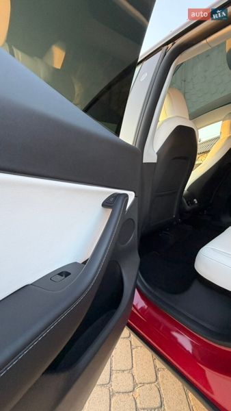 Внедорожник / Кроссовер Tesla Model Y 2022 в Львове фото 28 Внедорожник / Кроссовер Tesla Model Y 2022 в Львове