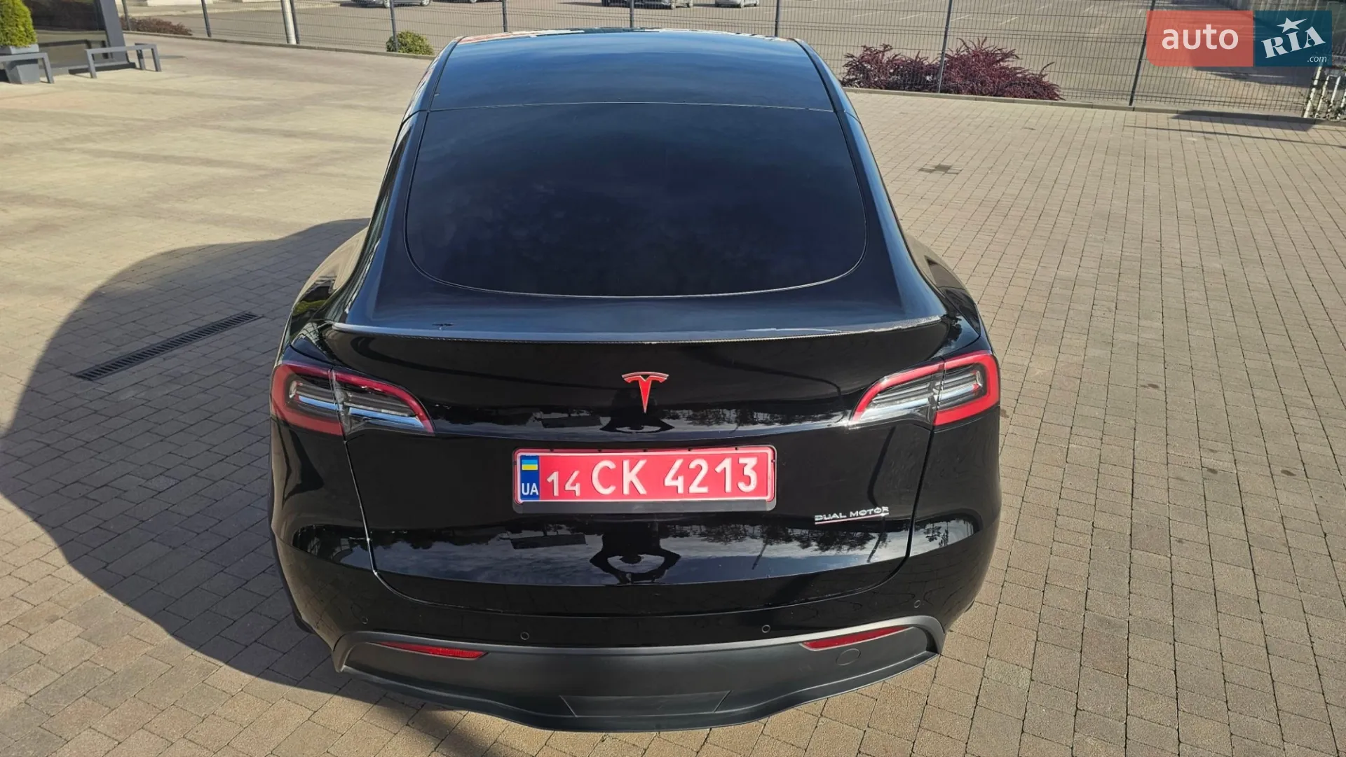 2022 Tesla Model Y - мініатюра 4