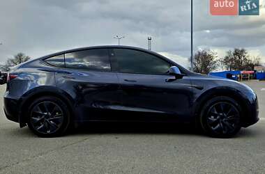 Внедорожник / Кроссовер Tesla Model Y 2024 в Днепре
