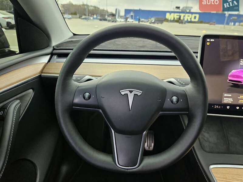 Внедорожник / Кроссовер Tesla Model Y 2024 в Днепре фото 26 Внедорожник / Кроссовер Tesla Model Y 2024 в Днепре