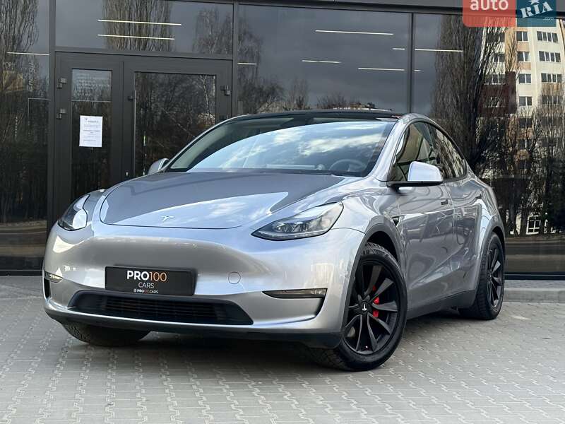 Внедорожник / Кроссовер Tesla Model Y 2023 в Киеве